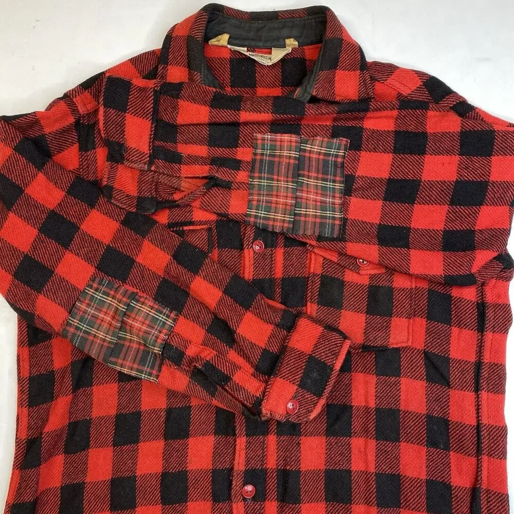 Vintage Woolrich Shirt Wool Shacket Mens L Red Buffalo Plaid Tartan *Flaw